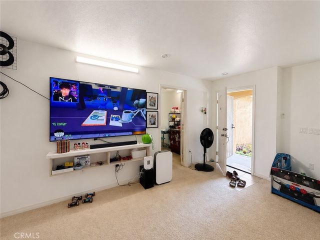 7802 Alhambra Drive, Huntington Beach, CA 92647
