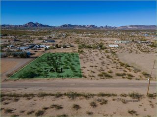 897 S Estrella Road, Golden Valley, AZ 86413