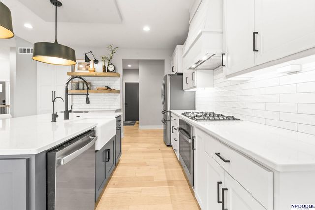 17011 Sarah Street, Bennington, NE 68007