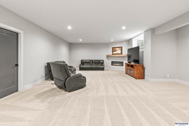 17011 Sarah Street, Bennington, NE 68007