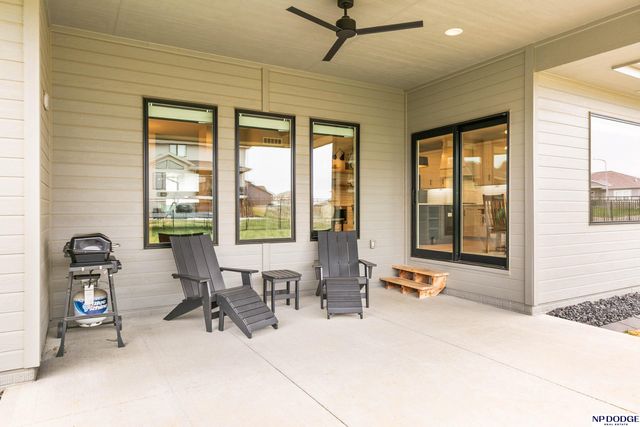 17011 Sarah Street, Bennington, NE 68007