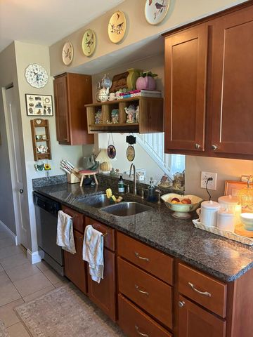 511 East Avenue 511, Streamwood, IL 60107
