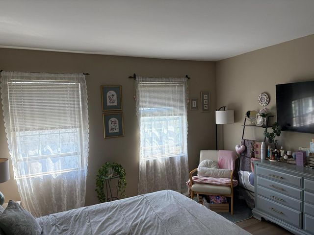 511 East Avenue 511, Streamwood, IL 60107