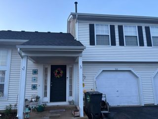 511 East Avenue 511, Streamwood, IL 60107