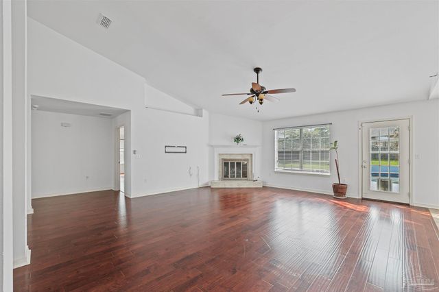 4810 Endeavor Ct, Milton, FL 32570