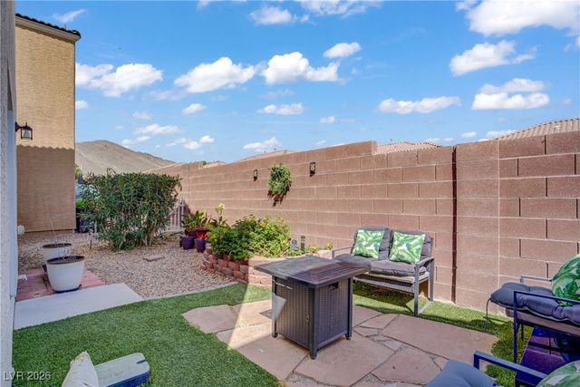 10400 Coyote Cub Avenue, Las Vegas, NV 89129