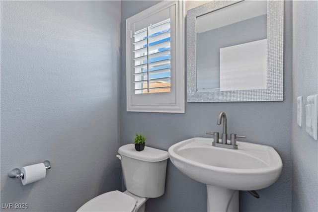 10400 Coyote Cub Avenue, Las Vegas, NV 89129