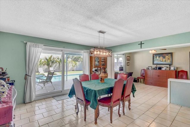 12137 ORANGE BLOSSOM DRIVE, Seminole, FL 33772