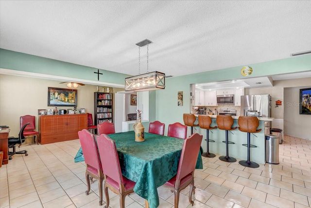 12137 ORANGE BLOSSOM DRIVE, Seminole, FL 33772