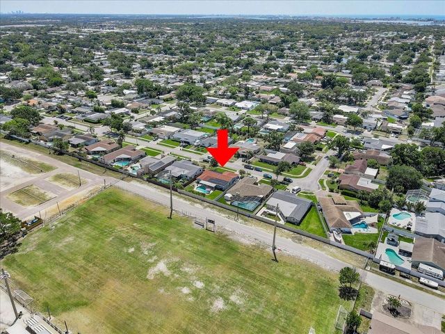 12137 ORANGE BLOSSOM DRIVE, Seminole, FL 33772