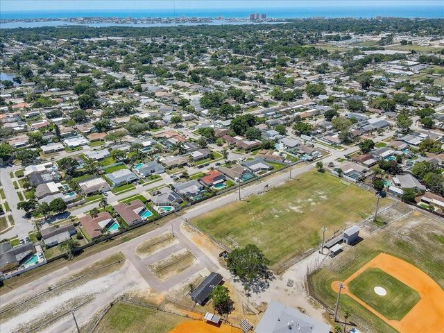 12137 ORANGE BLOSSOM DRIVE, Seminole, FL 33772