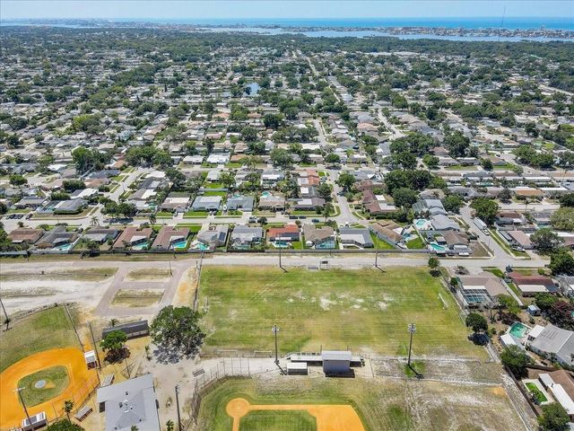 12137 ORANGE BLOSSOM DRIVE, Seminole, FL 33772