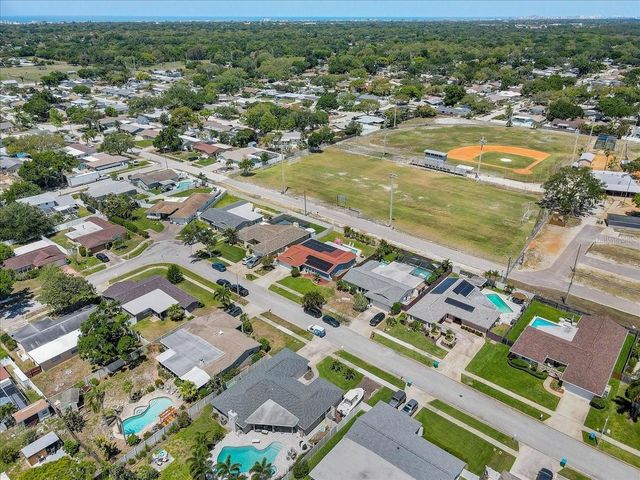 12137 ORANGE BLOSSOM DRIVE, Seminole, FL 33772