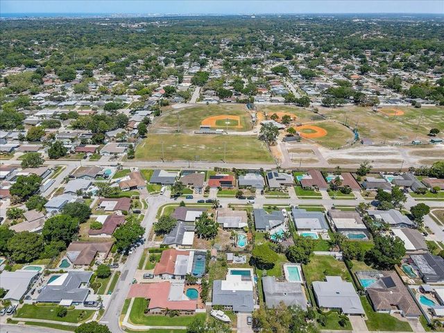 12137 ORANGE BLOSSOM DRIVE, Seminole, FL 33772