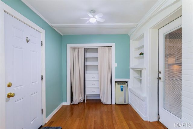 4963 Sutherland Avenue, St Louis, MO 63109