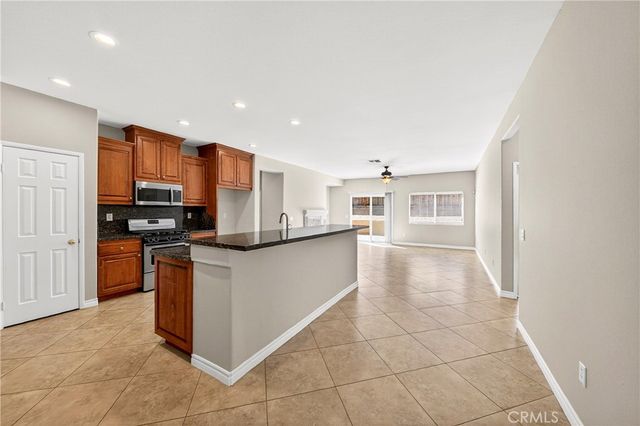 12601 Garfield Street, Victorville, CA 92392
