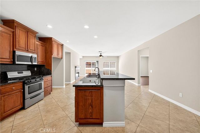 12601 Garfield Street, Victorville, CA 92392