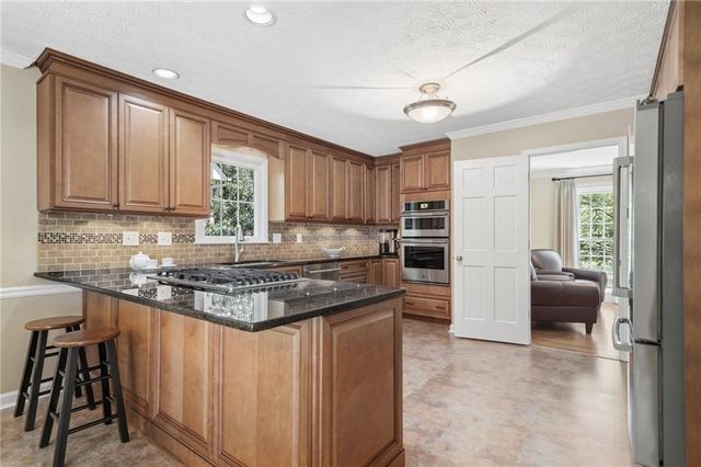 2020 Pearwood Path, Roswell, GA 30076