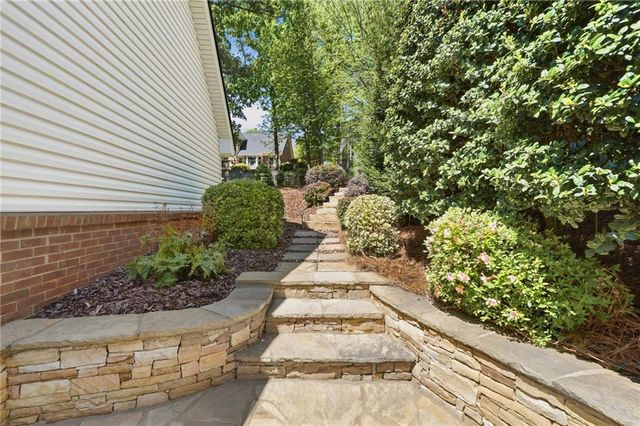 2020 Pearwood Path, Roswell, GA 30076