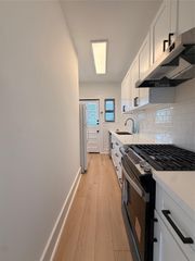 1201 W Gray Street 3, Houston, TX 77019