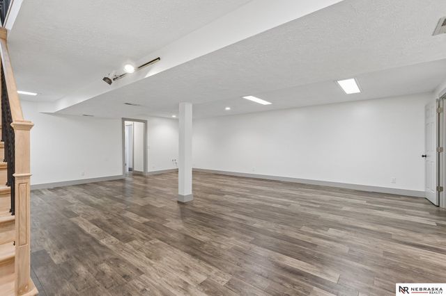 6506 S 89th Circle, Ralston, NE 68127