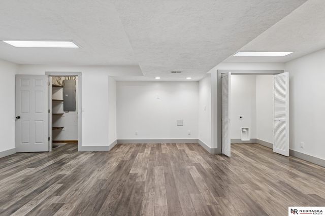 6506 S 89th Circle, Ralston, NE 68127