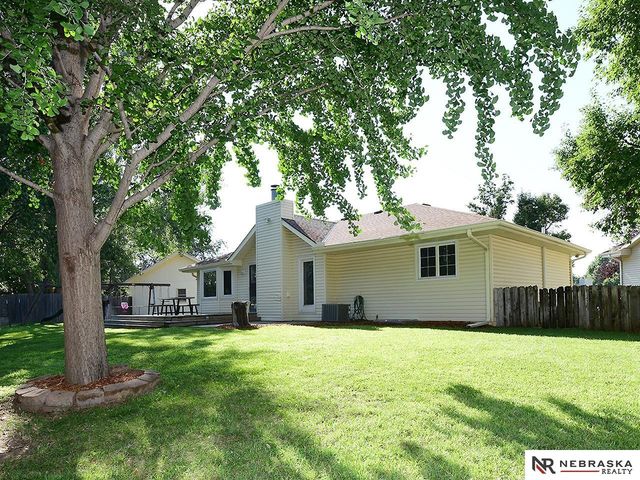 6506 S 89th Circle, Ralston, NE 68127