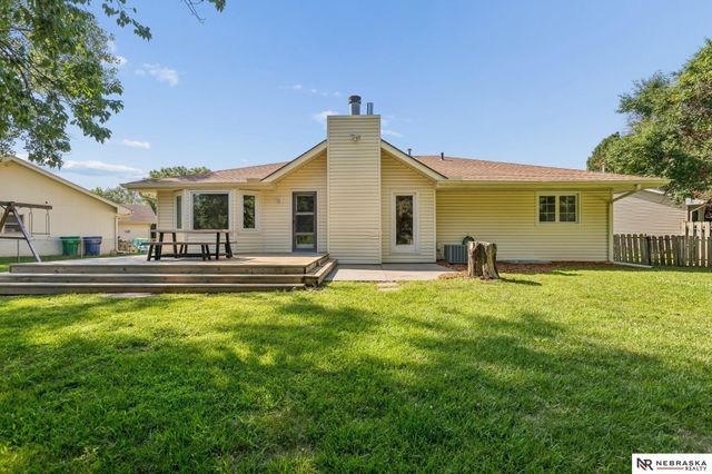 6506 S 89th Circle, Ralston, NE 68127
