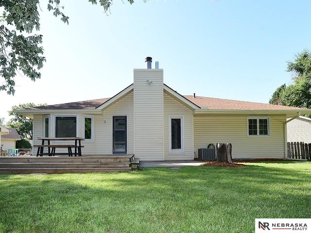 6506 S 89th Circle, Ralston, NE 68127