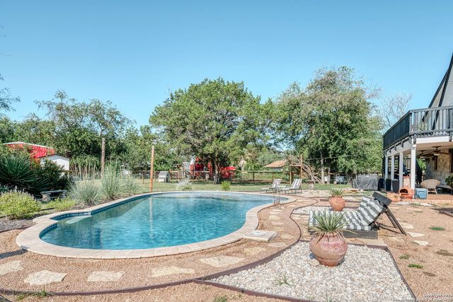 6970 Stonykirk Rd., San Antonio, TX 78240