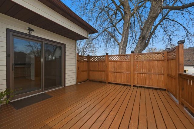 216 N 38th Avenue W, Duluth, MN 55807