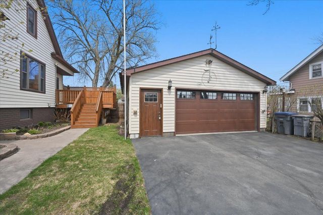 216 N 38th Avenue W, Duluth, MN 55807