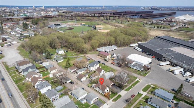 216 N 38th Avenue W, Duluth, MN 55807
