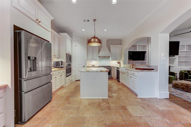 7615 Pine Ridge Terrace Road, Houston, TX 77081
