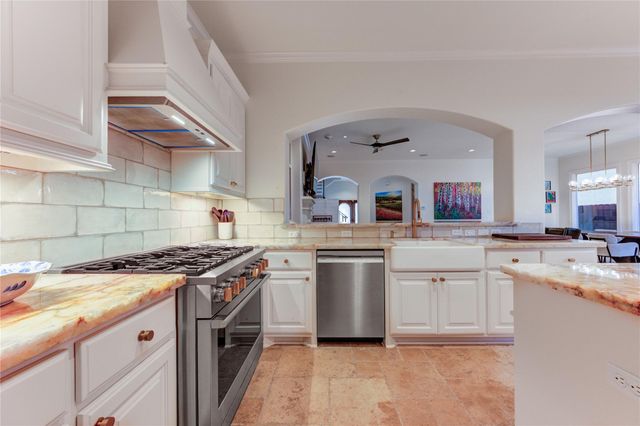7615 Pine Ridge Terrace Road, Houston, TX 77081