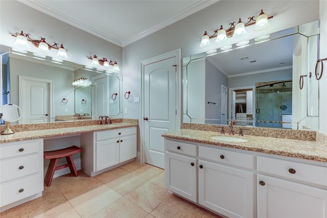 7615 Pine Ridge Terrace Road, Houston, TX 77081