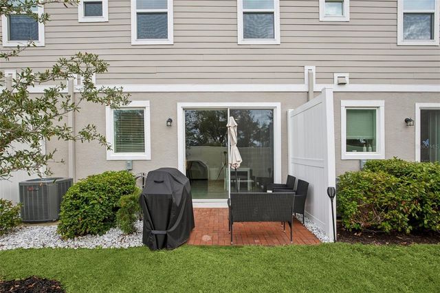 34196 ROGALLO LANE, Wesley Chapel, FL 33545