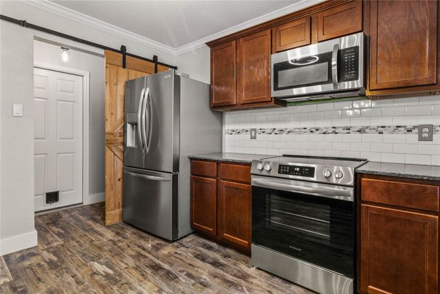 2040 Comal Street, Waco, TX 76708