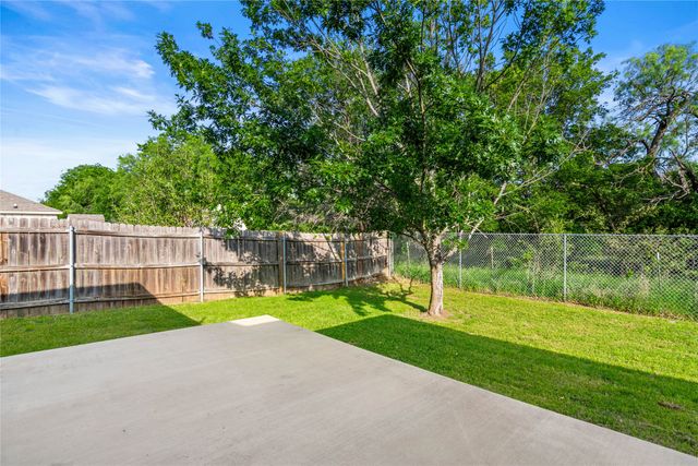 2040 Comal Street, Waco, TX 76708