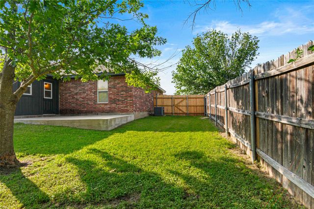 2040 Comal Street, Waco, TX 76708