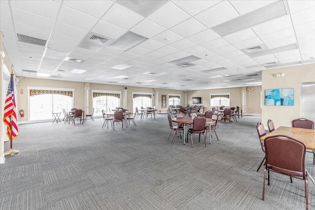 817 Willow Lane, Valley Stream, NY 11580