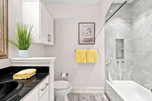 1901 Post Oak Boulevard 1501, Houston, TX 77056