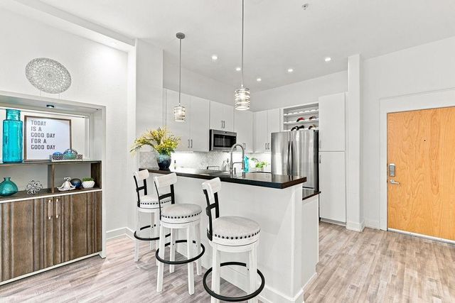 1901 Post Oak Boulevard 1501, Houston, TX 77056