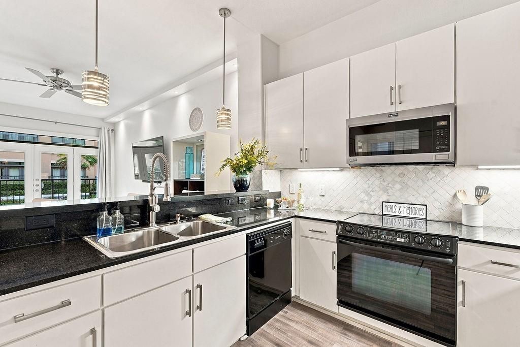 1901 Post Oak Boulevard 1501, Houston, TX 77056