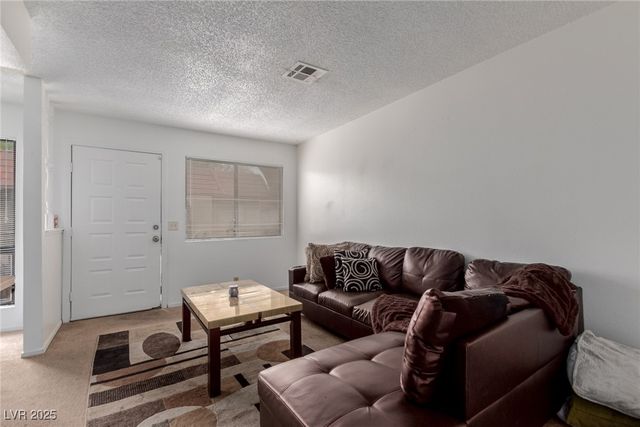 4300 North Lamont Street 209, Las Vegas, NV 89115