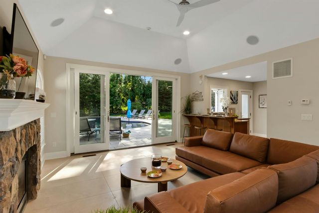 545 MILLER RD, Wyckoff, NJ 07481