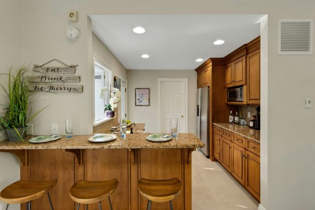 545 MILLER RD, Wyckoff, NJ 07481