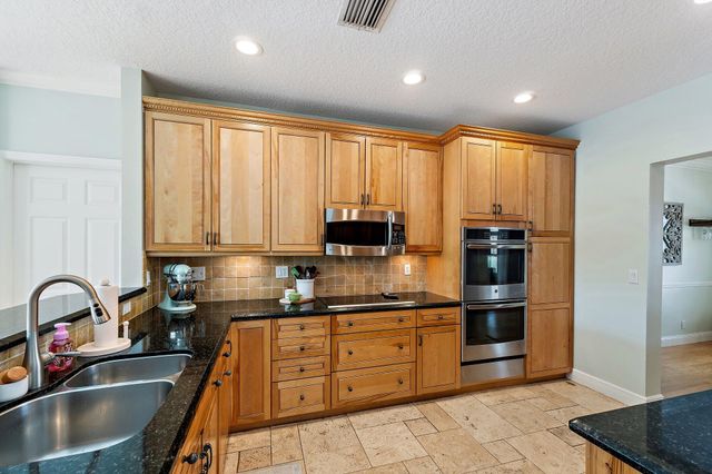10295 Allamanda Boulevard, Palm Beach Gardens, FL 33410