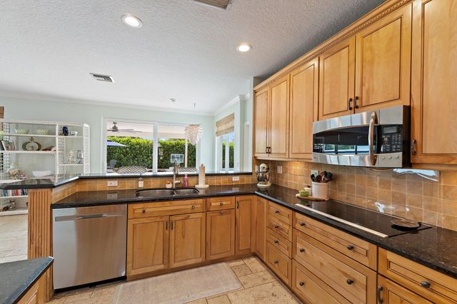 10295 Allamanda Boulevard, Palm Beach Gardens, FL 33410