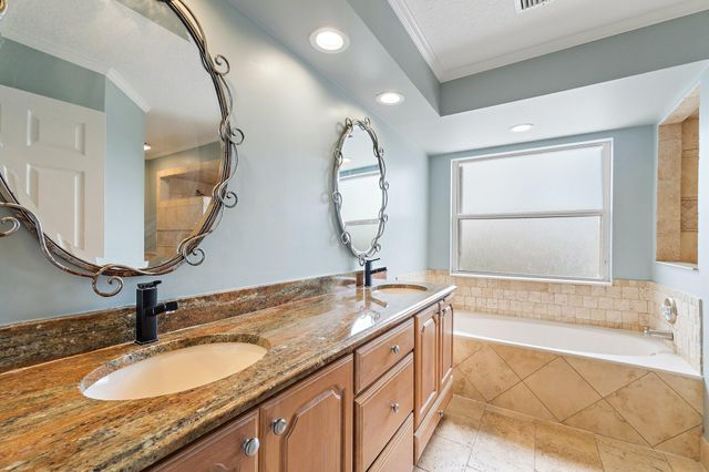 10295 Allamanda Boulevard, Palm Beach Gardens, FL 33410